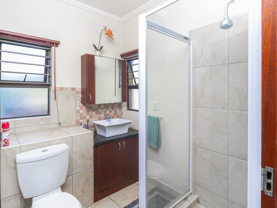 5 Bedroom Property for Sale in Leloko Lifestyle Estate North West